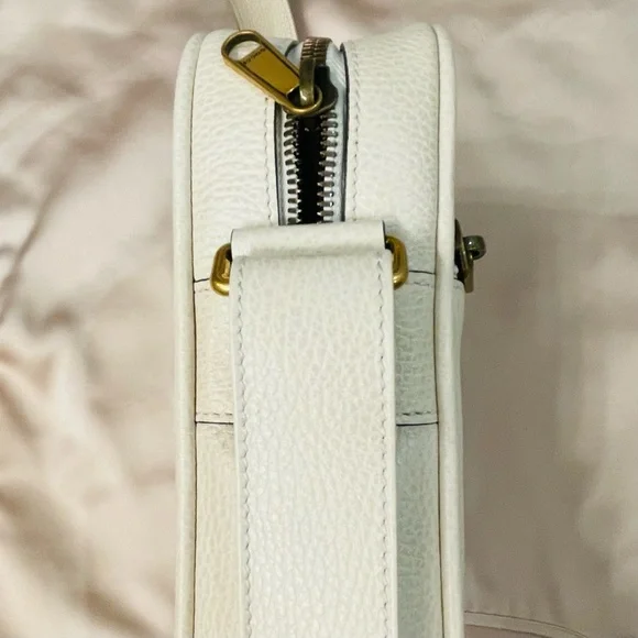 Gucci Vintage Logo Vertical Leather Crossbody - Picture 3 of 8